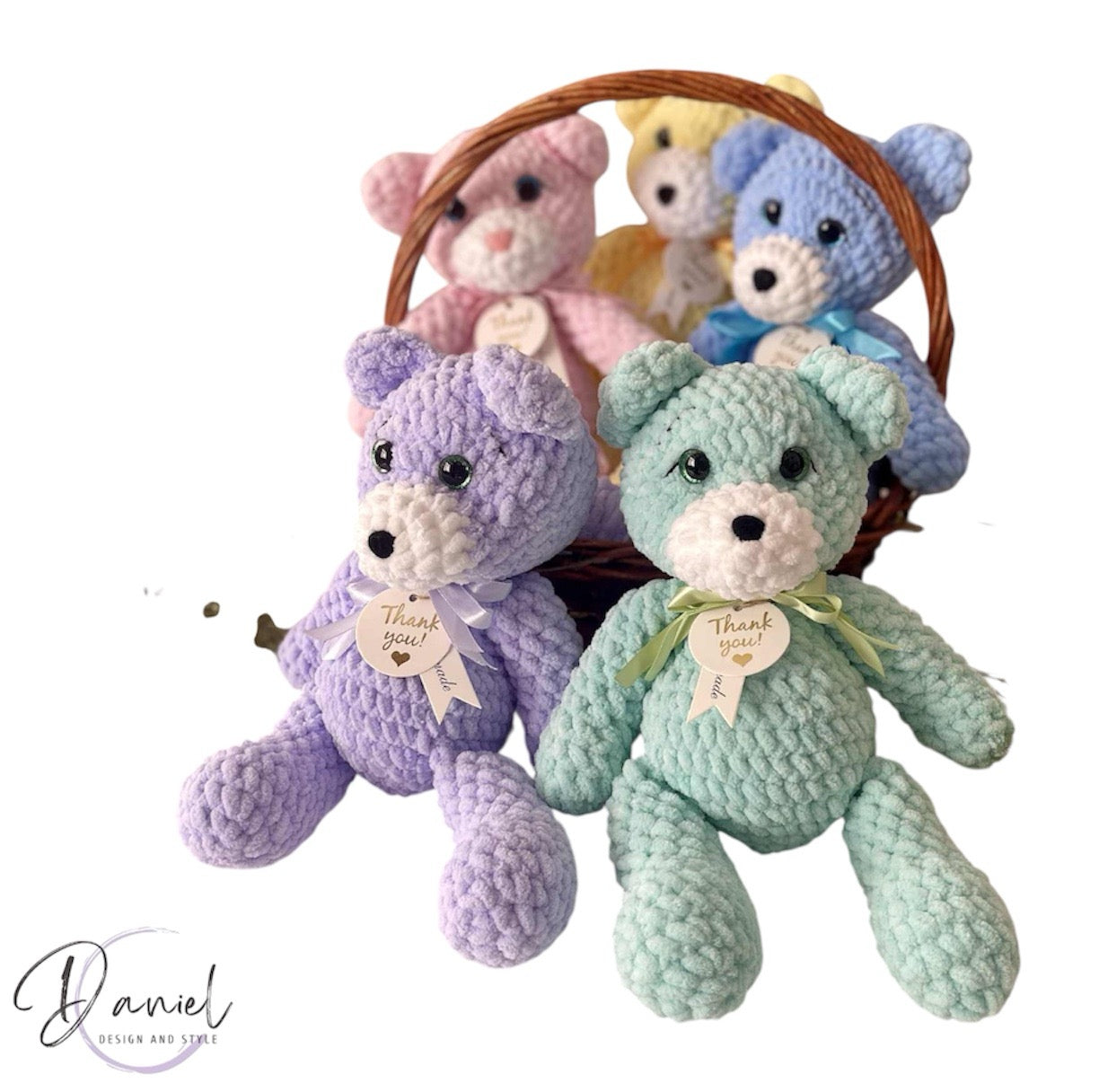 Ръчно изработена плюшена играчка